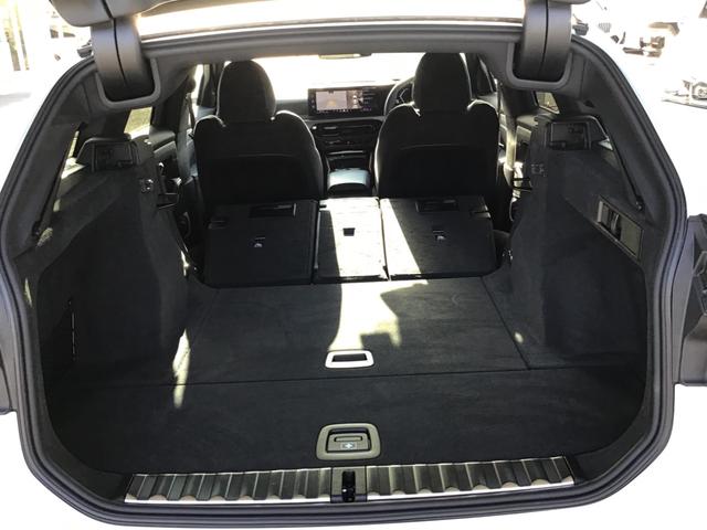 3シリーズ 318iツーリング Mスポーツ アクティブクルーズコントロール ヘッドアップディスプレイ 全周囲カメラ コンフォートアクセス アンビエントライト アップルカープレイ ワイヤレス充電 電動リアゲート 前後パークディスタンスコントロール(24枚目)