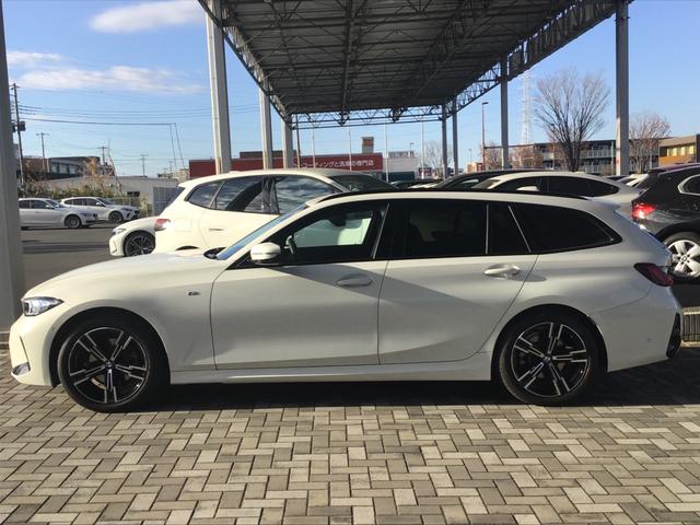 3シリーズ 320d xDriveツーリング Mスポーツ アクティブクルーズコントロール ヘッドアップディスプレイ 全周囲カメラ コンフォートアクセス 電動リアゲート アンビエントライト アップルカープレイ ワイヤレス充電 前後パークディスタンスコントロール(2枚目)