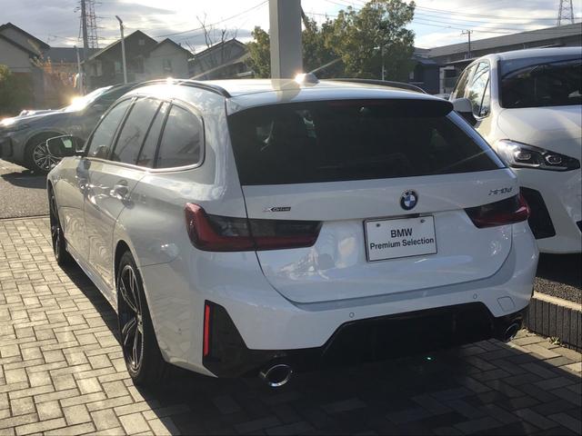 3シリーズ 320d xDriveツーリング Mスポーツ アクティブクルーズコントロール ヘッドアップディスプレイ 全周囲カメラ コンフォートアクセス 電動リアゲート アンビエントライト アップルカープレイ ワイヤレス充電 前後パークディスタンスコントロール(3枚目)