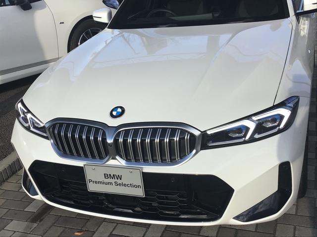 3シリーズ 320d xDriveツーリング Mスポーツ アクティブクルーズコントロール ヘッドアップディスプレイ 全周囲カメラ コンフォートアクセス 電動リアゲート アンビエントライト アップルカープレイ ワイヤレス充電 前後パークディスタンスコントロール(6枚目)