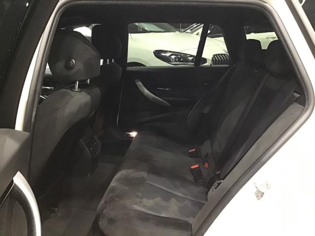 3シリーズ 318iツーリング Mスポーツ クルーズコントロール LEDヘッドライト ドライブアシスト リアカメラ 電動シート コンフォートアクセス 電動リアゲート Blue Tooth リアパークディスタンスコントロール ETC車載器(21枚目)