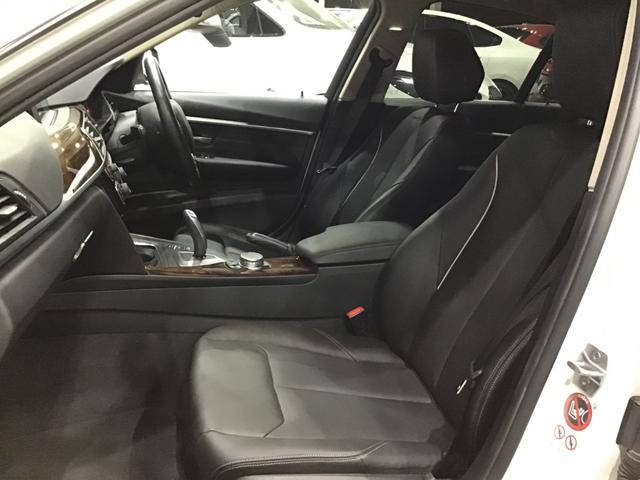 3シリーズ 320iラグジュアリー アクティブクルーズコントロール ドライブアシスト 純正HDDナビゲーション リアカメラ 前後パークディスタンスコントロール ブラックレザー コンフォートアクセス アンビエントライト ETC車載器(18枚目)