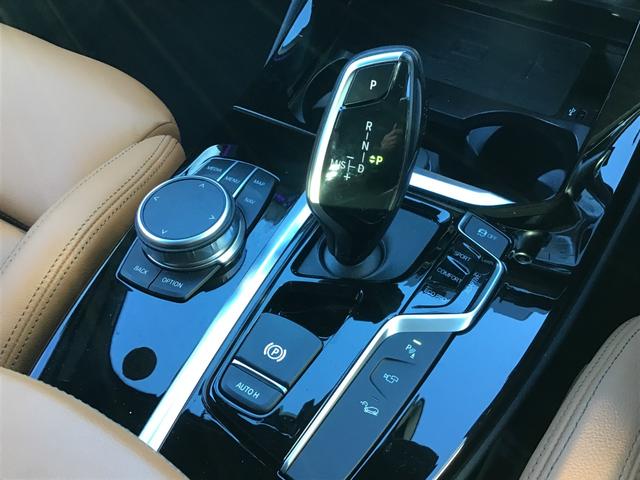 Ｘ３ Ｍ４０ｄ　ブラウンレザー　アクティブクルーズコントロール　ヘッドアップディスプレイ　全周囲カメラ　コンフォートアクセス　地デジチューナー　電動リアゲート　アンビエントライト　アップルカープレイ　ワイヤレス充電（42枚目）