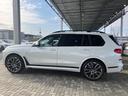 ｘＤｒｉｖｅ　４０ｄ　Ｍスポーツ　ワンオーナー　禁煙車　弊社デモカー　サードシート　２２インチアルミホイール　レーンチェンジウォーニング　ヘッドアップディスプレイ　パノラマガラスサンルーフ　ハーマンカードンスピーカー　カードキー(5枚目)