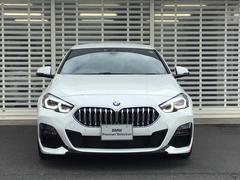 ◆このお車は【ＢＭＷ　Ｐｒｅｍｉｕｍ　Ｓｅｌｅｃｔｉｏｎ浦和美園】に展示中！皆様のご来場、お問い合わせをお待ちしております！　お問い合わせは、無料電話：００６６−９７０６−０４５０まで！ 3