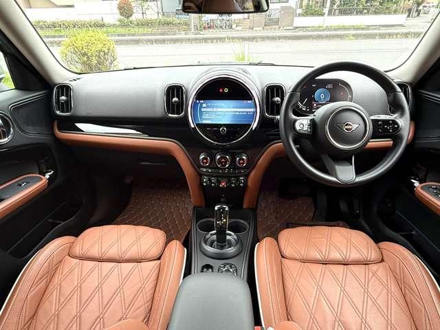 ＭＩＮＩ クーパーＳＤ　クロスオーバー　オール４　限定色セージ・グリーン　プレミアムプラスＰＫＧ　４ＷＤ　ドライブレコーダー　バックカメラ　ナビ　クルーズコントロール　パークアシスト　　ＬＥＤヘッドランプ（2枚目）