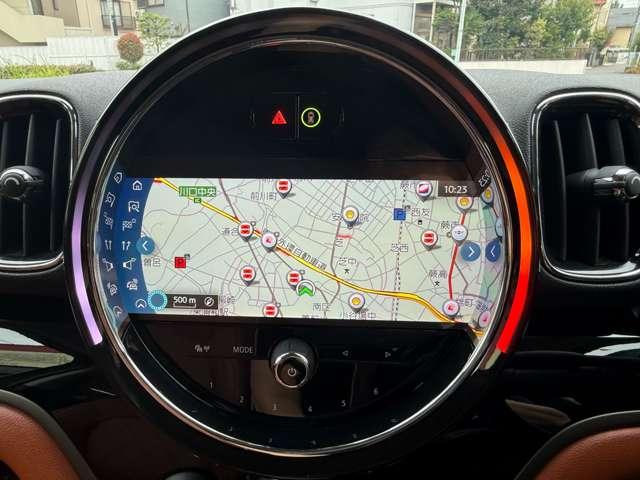 ＭＩＮＩ クーパーＳＤ　クロスオーバー　オール４　限定色セージ・グリーン　プレミアムプラスＰＫＧ　４ＷＤ　ドライブレコーダー　バックカメラ　ナビ　クルーズコントロール　パークアシスト　　ＬＥＤヘッドランプ（5枚目）