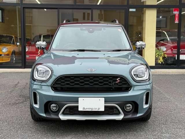 ＭＩＮＩ クーパーＳＤ　クロスオーバー　オール４　限定色セージ・グリーン　プレミアムプラスＰＫＧ　４ＷＤ　ドライブレコーダー　バックカメラ　ナビ　クルーズコントロール　パークアシスト　　ＬＥＤヘッドランプ（13枚目）