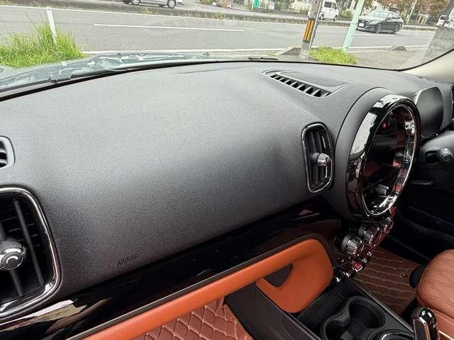 ＭＩＮＩ クーパーＳＤ　クロスオーバー　オール４　限定色セージ・グリーン　プレミアムプラスＰＫＧ　４ＷＤ　ドライブレコーダー　バックカメラ　ナビ　クルーズコントロール　パークアシスト　　ＬＥＤヘッドランプ（53枚目）