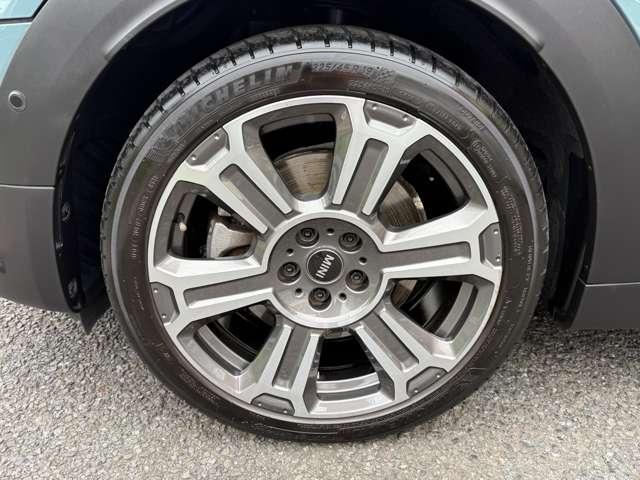 ＭＩＮＩ クーパーＳＤ　クロスオーバー　オール４　限定色セージ・グリーン　プレミアムプラスＰＫＧ　４ＷＤ　ドライブレコーダー　バックカメラ　ナビ　クルーズコントロール　パークアシスト　　ＬＥＤヘッドランプ（61枚目）