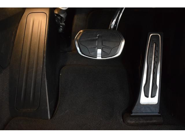 M135i xDrive 元弊社試乗車 純正ナビ ミラーETC 被害軽減ブレーキ 車線逸脱・変更警告 シートヒーター 電動シート ACC バックカメラ 前後障害物センサー コンフォートA 電動トランクゲート LEDヘッドライト(40枚目)