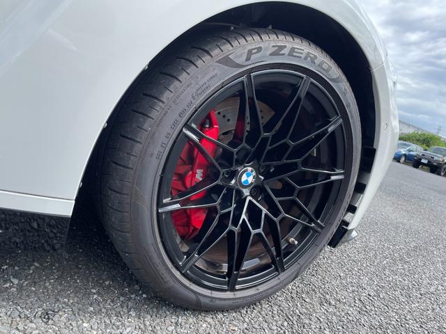 Ｍ４ Ｍ４クーペ　コンペティション　Ｍ　ｘＤｒｉｖｅ　認定中古車／元デモカー／直列６気筒５１０ｐｓ／フロントベンチレーションシート／パーキングアシストプラス／オートマチックテールゲート／Ｆ１９×Ｒ２０Ｍ鍛造ホイールダブルスポーク／ＢＭＷレーザーライト／（17枚目）