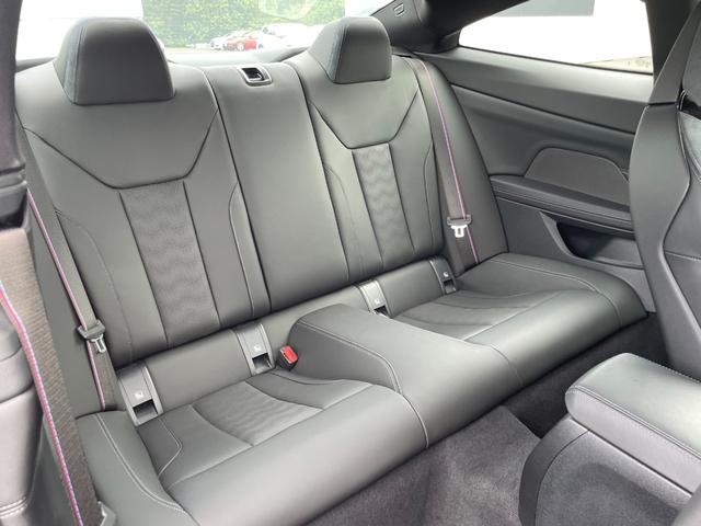 Ｍ４ Ｍ４クーペ　コンペティション　Ｍ　ｘＤｒｉｖｅ　認定中古車／元デモカー／直列６気筒５１０ｐｓ／フロントベンチレーションシート／パーキングアシストプラス／オートマチックテールゲート／Ｆ１９×Ｒ２０Ｍ鍛造ホイールダブルスポーク／ＢＭＷレーザーライト／（54枚目）