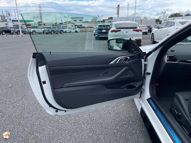 Ｍ４ Ｍ４クーペ　コンペティション　Ｍ　ｘＤｒｉｖｅ　認定中古車／元デモカー／直列６気筒５１０ｐｓ／フロントベンチレーションシート／パーキングアシストプラス／オートマチックテールゲート／Ｆ１９×Ｒ２０Ｍ鍛造ホイールダブルスポーク／ＢＭＷレーザーライト／（62枚目）