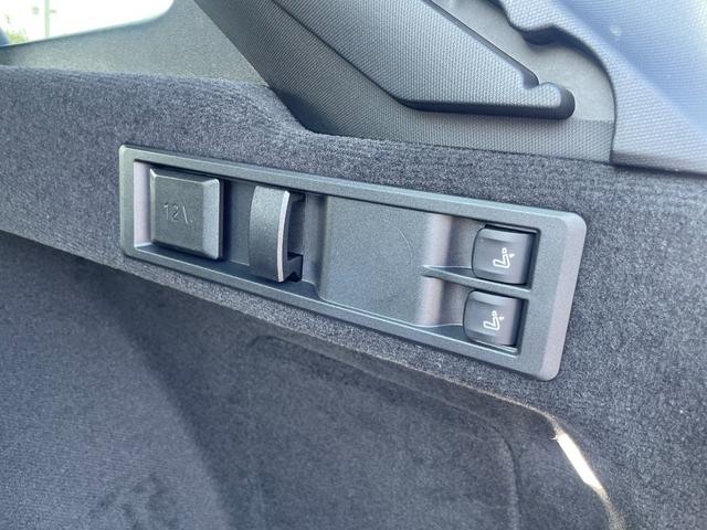 ３シリーズ ３１８ｉツーリング　Ｍスポーツ　認定中古車　ドライビングアシストプロフェッショナル　パーキングアシストプラス　ブラックレザーシート　ヒーター　プライバシーガラス　アダプティブＬＥＤライト　１８アロイーホイール　ミラー内臓ＥＴＣ（44枚目）