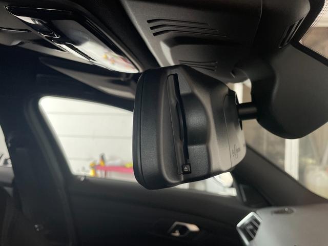 3シリーズ 320d xDriveMスポーツエディションシャドー 認定中古車 ドライビングアシストプロフェッショナル パーキングアシストプラス ブラックレザーシート ヒーター プライバシーガラス アダプティブLEDライト 19アロイーホイール ミラー内臓ETC(21枚目)