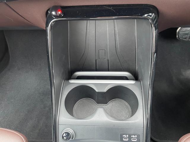 2シリーズ 218dアクティブツアラー Mスポーツ ハイラインP 認定中古車/ワンオーナー/ハイラインPKG(運転席アクティブシート/サンプロテクションガラス/ハーマンカードン/ヴァーネスカレザーモカ)/ヘッドアップD/サラウンドビューカメラ/インテリアカメラ(20枚目)