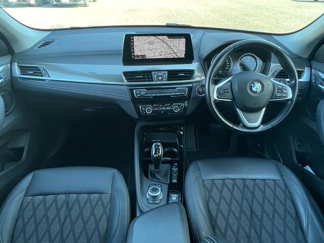 Ｘ１ ｘＤｒｉｖｅ　１８ｄ　ｘライン　認定中古車／ワンオーナー／Ｘ　ＬＩＮＥ／ディーゼルエンジン／ナビゲーションシステム／バックカメラ／１８インチＹスポークアロイホイール／ミラーＥＴＣ／ランフラットタイヤ／メモリ機能付き電動フロントシート（2枚目）