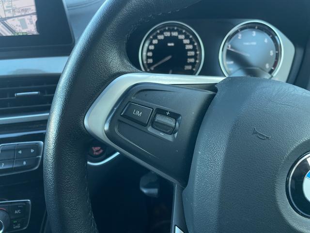 Ｘ１ ｘＤｒｉｖｅ　１８ｄ　ｘライン　認定中古車／ワンオーナー／Ｘ　ＬＩＮＥ／ディーゼルエンジン／ナビゲーションシステム／バックカメラ／１８インチＹスポークアロイホイール／ミラーＥＴＣ／ランフラットタイヤ／メモリ機能付き電動フロントシート（13枚目）