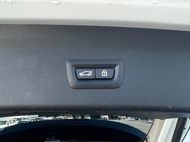 Ｘ１ ｘＤｒｉｖｅ　１８ｄ　ｘライン　認定中古車／ワンオーナー／Ｘ　ＬＩＮＥ／ディーゼルエンジン／ナビゲーションシステム／バックカメラ／１８インチＹスポークアロイホイール／ミラーＥＴＣ／ランフラットタイヤ／メモリ機能付き電動フロントシート（32枚目）