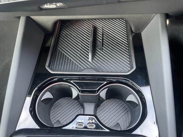 ５シリーズ ５２３ｄ　ｘＤｒｉｖｅ　Ｍスポーツ　認定中古車／元試乗車／コンフォートドライビングＰＫＧ（アダプティブサスペンション／インテグレイテッドアクティブステアリング／ランバーサポート／４ゾーンオートエアコン）／Ｄアシストプロ／Ｐアシストプロ（23枚目）