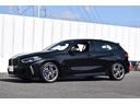 Ｍ１３５ｉ　ｘＤｒｉｖｅ　純正ナビ　１８インチ　衝突軽減ブレーキ　ＡＣＣ　バックカメラ　前後障害物センサー　後退アシスト　ＳＯＳコール　電動Ｒゲート　ブラックレザー　シートヒーター　Ｂｌｕｅｔｏｏｔｈ　車線逸脱警告(3枚目)