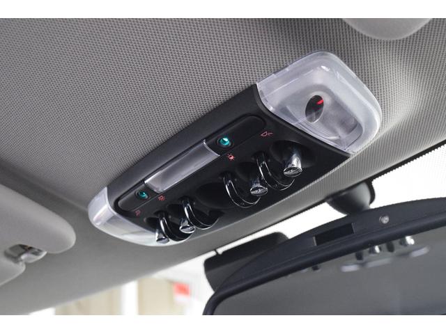 クーパーD クラブマン ワンオーナー 禁煙車 青レザーシート 純正ナビ クルコン シートーヒーター 電動シート コンフォートA バックカメラ リヤ障害物センサー LEDヘッドライト blutooth接続 ETC(48枚目)