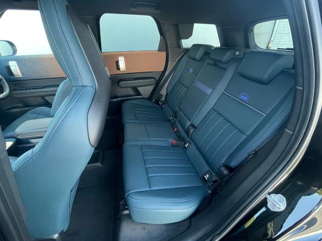 MINI カントリーマン D FAVOURED TRIM 認定中古車/元デモカー/FAVOURED TRIM/Mパッケージ(電動シート/ハーマンカードン/プライバシーガラス/インテリアカメラ)/19インチカレイドスポークスポークアロイホイール/Fシートヒータ(33枚目)