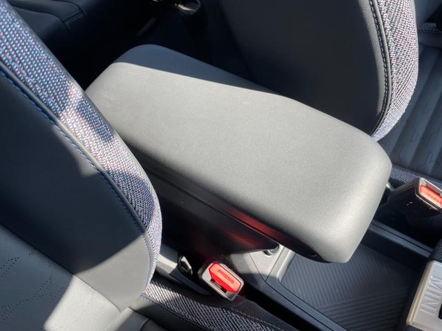 MINI カントリーマンD クラシック・トリム 認定中古車/元デモカー/CLASSIC TRIM/Fシートヒーター/ステアリングヒーター/サラウンドビューモニター/ドライビングアシストプロ/パーキングアシストプラス/高速道路渋滞時ハンズオフアシスト(21枚目)