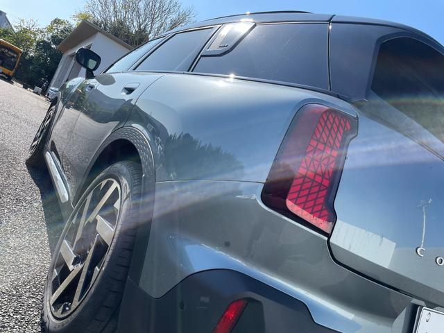 ＭＩＮＩ カントリーマンＳＥ　ＡＬＬ４　ＦＡＶＯＵＲＥＤ　ＴＲＩＭ　認定中古車／元デモカー／電気自動車／Ｍパッケージ（電動シート／ハーマンカードン／インテリアカメラ／プライバシーガラス）／ドライビングアシストプロ／パーキングアシストプラス／Ｆシートヒーター（13枚目）