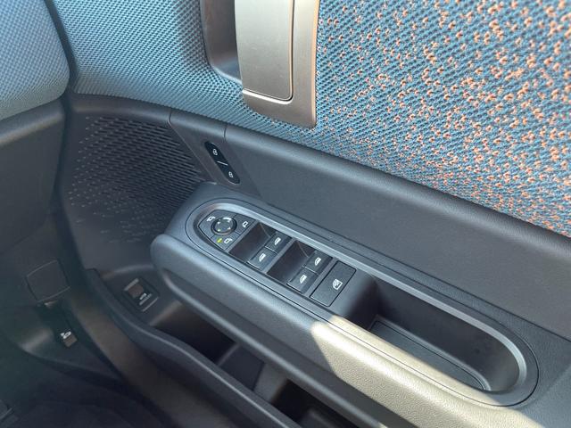 ＭＩＮＩ カントリーマンＳＥ　ＡＬＬ４　ＦＡＶＯＵＲＥＤ　ＴＲＩＭ　認定中古車／元デモカー／電気自動車／Ｍパッケージ（電動シート／ハーマンカードン／インテリアカメラ／プライバシーガラス）／ドライビングアシストプロ／パーキングアシストプラス／Ｆシートヒーター（28枚目）