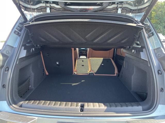 ＭＩＮＩ カントリーマンＳＥ　ＡＬＬ４　ＦＡＶＯＵＲＥＤ　ＴＲＩＭ　認定中古車／元デモカー／電気自動車／Ｍパッケージ（電動シート／ハーマンカードン／インテリアカメラ／プライバシーガラス）／ドライビングアシストプロ／パーキングアシストプラス／Ｆシートヒーター（62枚目）