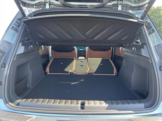 ＭＩＮＩ カントリーマンＳＥ　ＡＬＬ４　ＦＡＶＯＵＲＥＤ　ＴＲＩＭ　認定中古車／元デモカー／電気自動車／Ｍパッケージ（電動シート／ハーマンカードン／インテリアカメラ／プライバシーガラス）／ドライビングアシストプロ／パーキングアシストプラス／Ｆシートヒーター（63枚目）