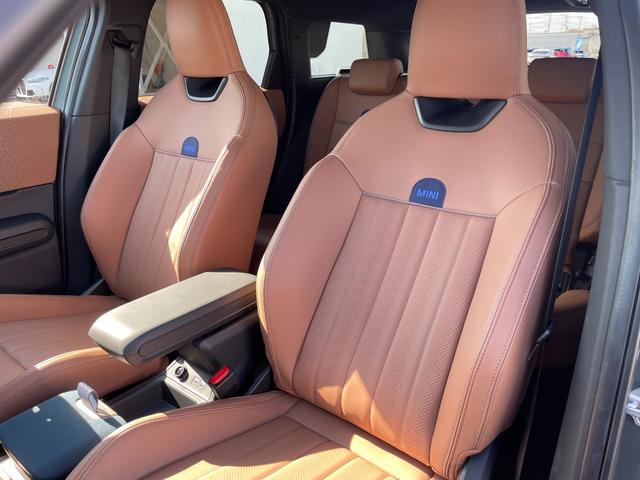 ＭＩＮＩ カントリーマンＳＥ　ＡＬＬ４　ＦＡＶＯＵＲＥＤ　ＴＲＩＭ　認定中古車／元デモカー／電気自動車／Ｍパッケージ（電動シート／ハーマンカードン／インテリアカメラ／プライバシーガラス）／ドライビングアシストプロ／パーキングアシストプラス／Ｆシートヒーター（67枚目）