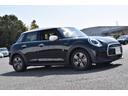 ＭＩＮＩ クーパーＤ　クラシック・トリム　正規認定中古車　元デモカー　クラシックトリム　Ａｐｐｌｅ　Ｃａｒ　Ｐｌａｙ　リアビューカメラ　前後障害物センサー　クルーズコントロール　ドライブアシスト　　ＬＥＤ　ヘッドライト　Ｂｌｕｅｔｏｏｔｈ　ドライブアシスト（6枚目）