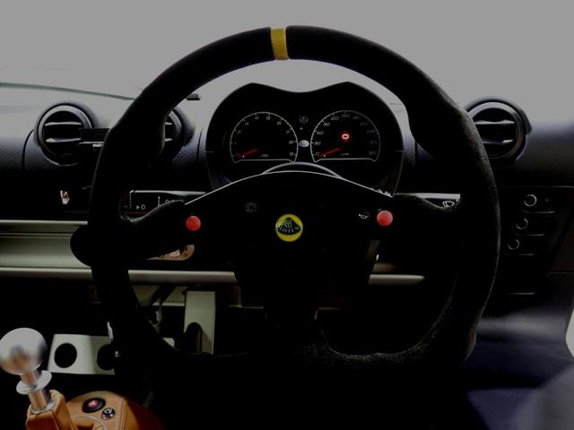 エリーゼ 　ジャパンオリジナル－ネオクラシックエディション／国内３６台限定車／ツーリングパック／コニャックブラウンレザーシート／ソフトトップ／純正アルミホイール／エアコン／プッシュスタートエンジン／ドラレコ（12枚目）