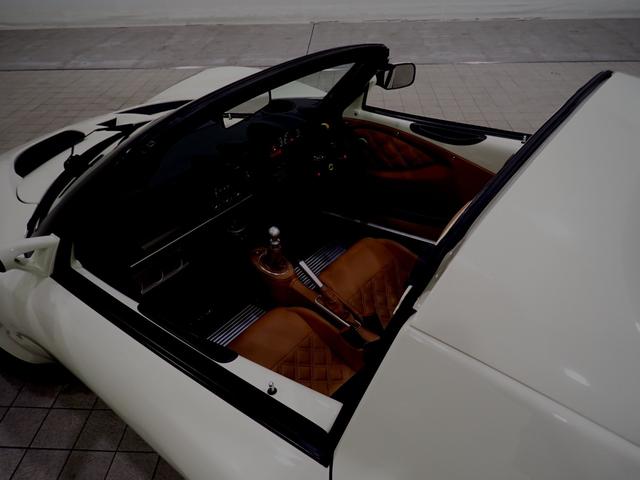 エリーゼ 　ジャパンオリジナル－ネオクラシックエディション／国内３６台限定車／ツーリングパック／コニャックブラウンレザーシート／ソフトトップ／純正アルミホイール／エアコン／プッシュスタートエンジン／ドラレコ（17枚目）