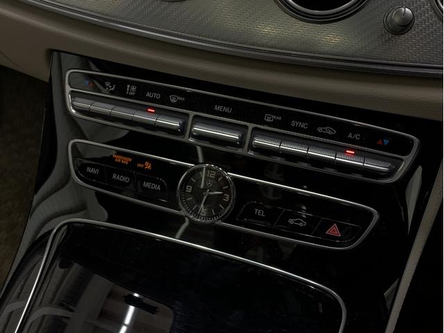 Eクラスオールテレイン E220d 4マチック オールテレイン フルレザー サンルーフ 4WD 純正ナビゲーション アダクティブクルーズコントロール 19インチ純正アルミホイール 本革マキアートベージュ ドラレコ ETC(52枚目)