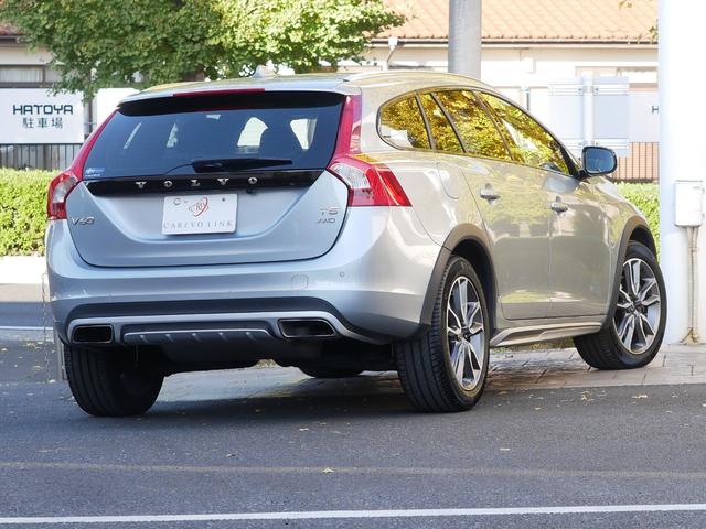 Ｖ６０ クロスカントリー　Ｔ５　ＡＷＤ　ＳＥ　弊社下取り／純正アルミホイール／レザーシート／シートヒーター／バックカメラ／パーキングセンサー／アダプティブクルーズコントロール／ディスプレイオーディオ／ハンズフリー／ＥＴＣ／ドライブレコーダー（33枚目）