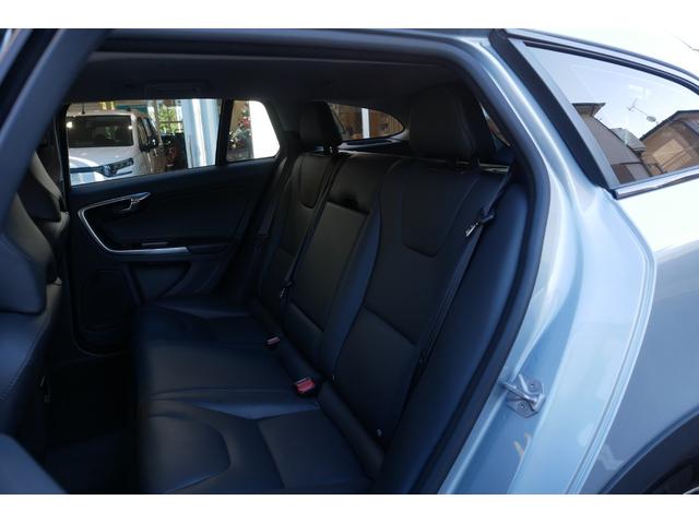 Ｖ６０ クロスカントリー　Ｔ５　ＡＷＤ　ＳＥ　弊社下取り／純正アルミホイール／レザーシート／シートヒーター／バックカメラ／パーキングセンサー／アダプティブクルーズコントロール／ディスプレイオーディオ／ハンズフリー／ＥＴＣ／ドライブレコーダー（70枚目）