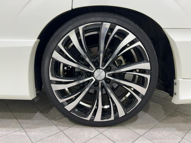 セレナ ｅ－パワー　ハイウェイスターＶ　純正ナビ／ＴＶ／アラウンドビューモニター／プロパイロット／フリップダウンモニター／ＢＵＳＯＵエアロ／デジタルインナーミラー／ＥＴＣ（19枚目）