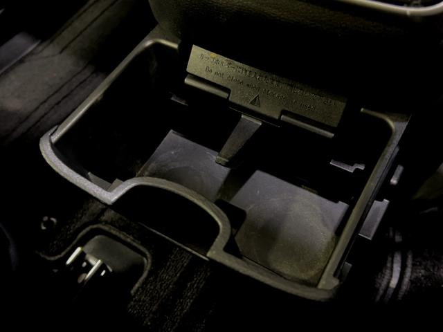 セレナ ハイウェイスターＶ　後席モニター　ＬＥＤヘッドライト　純正ナビ（60枚目）