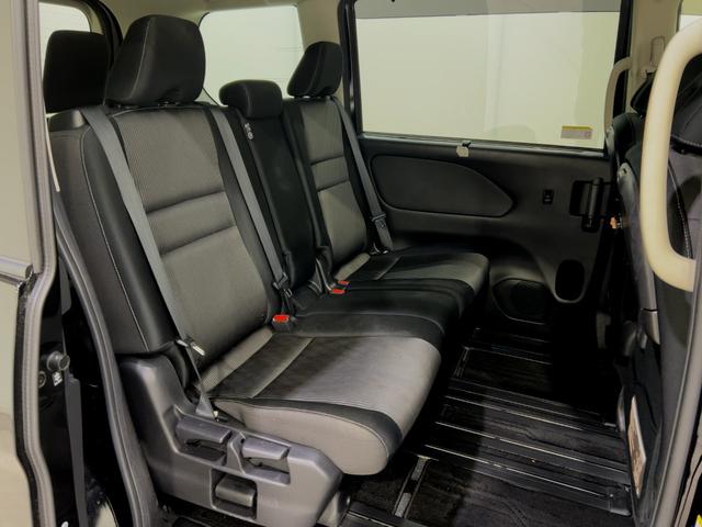 セレナ ハイウェイスターＶ　後席モニター　ＬＥＤヘッドライト　純正ナビ（72枚目）