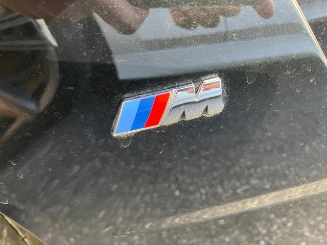 �ԓ��͍����̍����s���[�ƃT�C�h�h�A�r�[���ɂ���ĕی삳��Ă���A������̏Փ˂̍ۂɂ����łȃZ�[�t�e�B���m�ۂ��܂��B