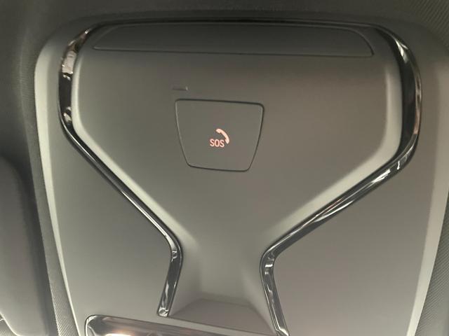 ４シリーズ ４２０ｉクーペ　Ｍスポーツ　ハンズオフアシスト　ブラックレザー　衝突被害軽減ブレーキ　ステアリングヒーター　オートマチックトランク　カーブドディスプレイ　アンビエントライト　ヘッドアップディスプレイ　リバースアシスト（34枚目）