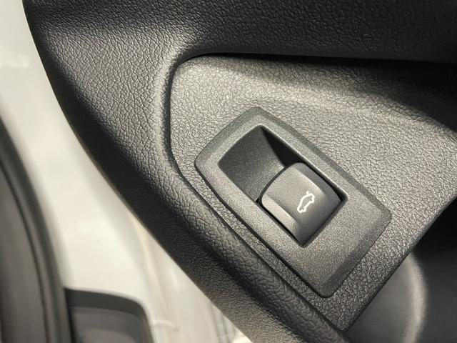 ４シリーズ ４２０ｉクーペ　Ｍスポーツ　ハンズオフアシスト　ブラックレザー　衝突被害軽減ブレーキ　ステアリングヒーター　オートマチックトランク　カーブドディスプレイ　アンビエントライト　ヘッドアップディスプレイ　リバースアシスト（36枚目）