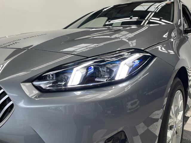 1シリーズ 120d テクノロジーパッケージ 高速渋滞時ハンズオフアシスト アラウンドビューカメラ ヘッドアップディスプレイ インテリアカメラ レーンキーピングアシスト アンビエントライト オートマチックテールゲート(11枚目)