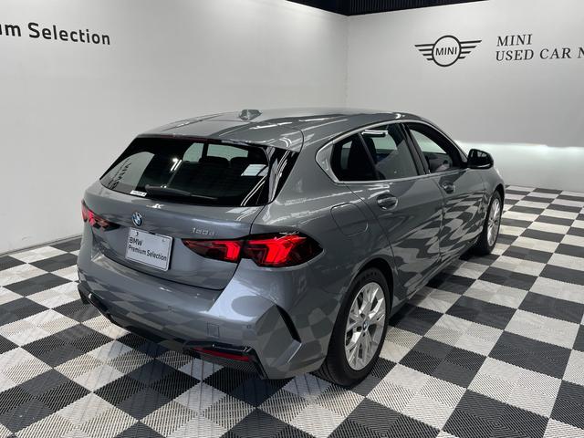 1シリーズ 120d テクノロジーパッケージ 高速渋滞時ハンズオフアシスト アラウンドビューカメラ ヘッドアップディスプレイ インテリアカメラ レーンキーピングアシスト アンビエントライト オートマチックテールゲート(21枚目)