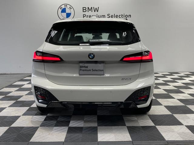 2シリーズ 218iアクティブツアラー Mスポーツ 認定中古車 元デモカー ドライビングアシストプロ パーキングアシスト ブラインドスポットモニター AppleCarPlay 電動トランク ワイヤレスチャージャー アンビエントライト 前席シートヒーター(7枚目)