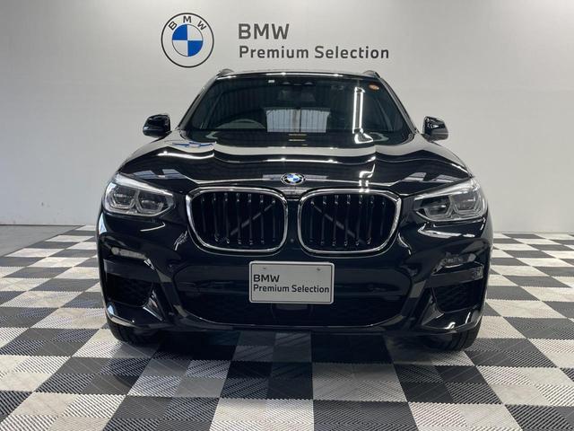 Ｘ３ ｘＤｒｉｖｅ　２０ｄ　Ｍスポーツ　ブラックヴァーネスカレザー　ハイラインパッケージ　２０インチアルミ　リヤシートアジャスト　社外リヤモニター　アダプティブＬＥＤヘッドライト　衝突被害軽減ブレーキ　アクティブクルーズコントロール（3枚目）